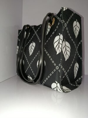 The Noir Everyday Tote