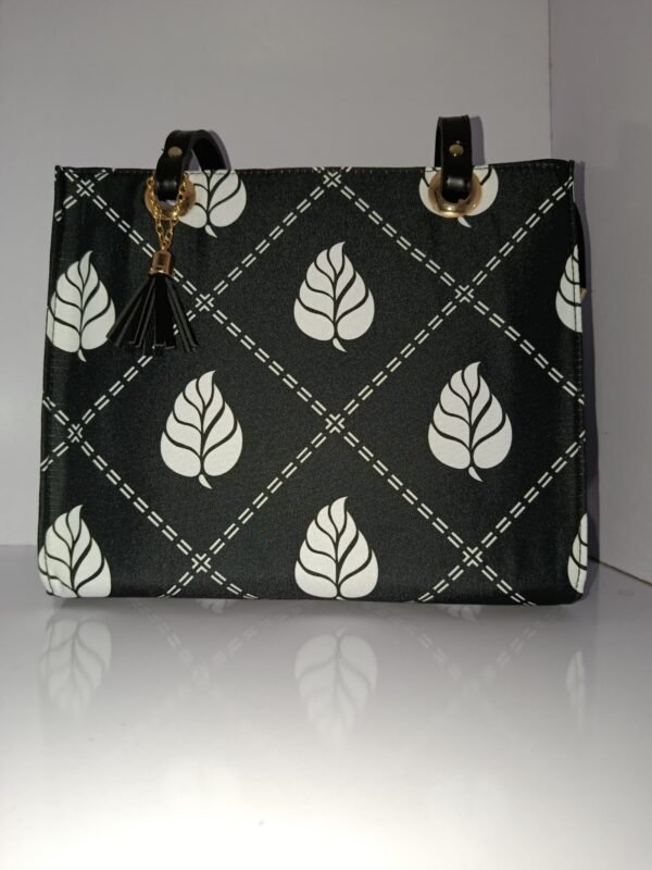 1000336767-scaled-1.jpg The Noir Everyday Tote