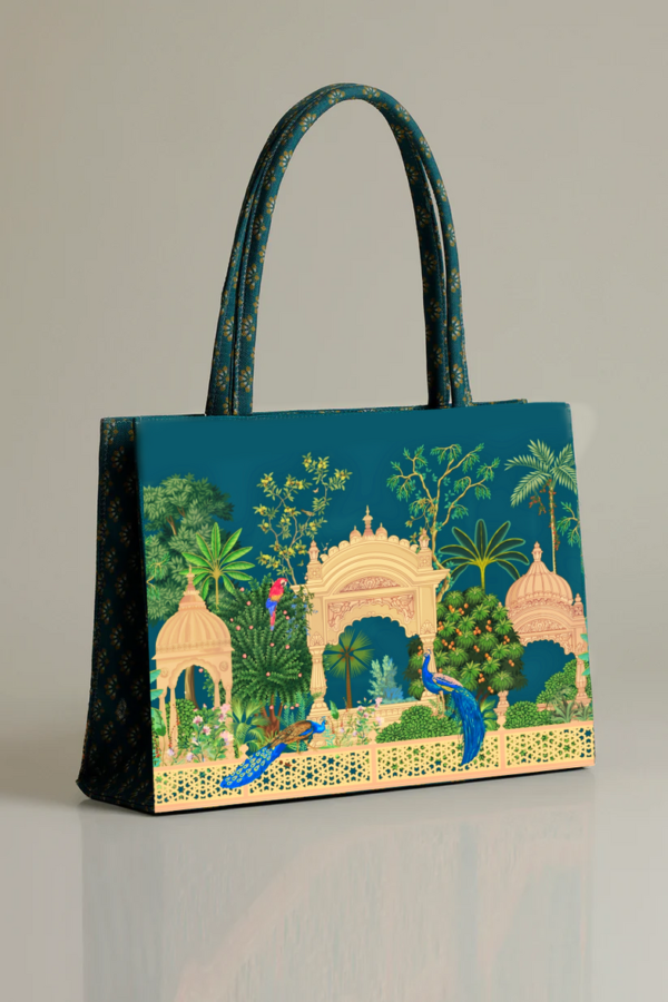 1000356881.png Hamptons — Vert Canvas Tote
