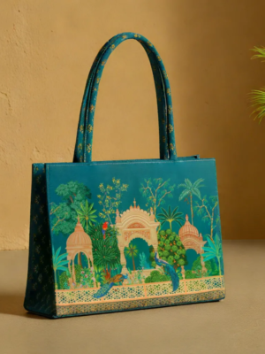 1000356893.png Hamptons — Vert Canvas Tote