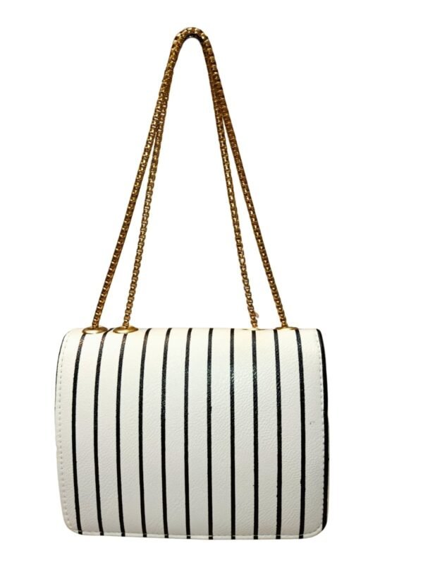 1000360432-1.jpg The Noir Elegant Chain Bag