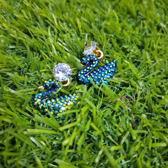 2026/09/1000131892.jpg Peacock Blue & Green Enamel Swan Stud