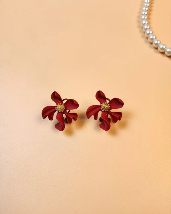 Hibiscus Flower Stud Earrings- Red