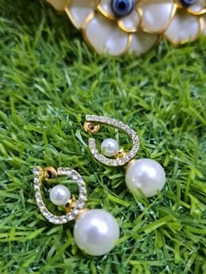 2026/09/1000133747.jpg 2 in 1 Classic Zircon Pearl Drop Earrings – Golden