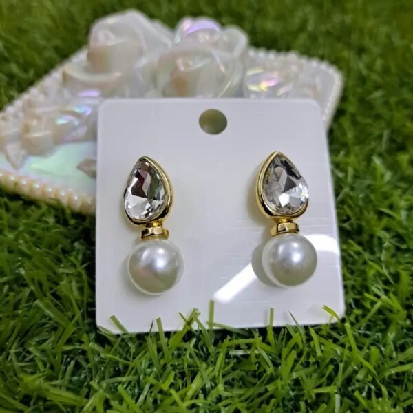 Trendy Pearl Drop Earrings