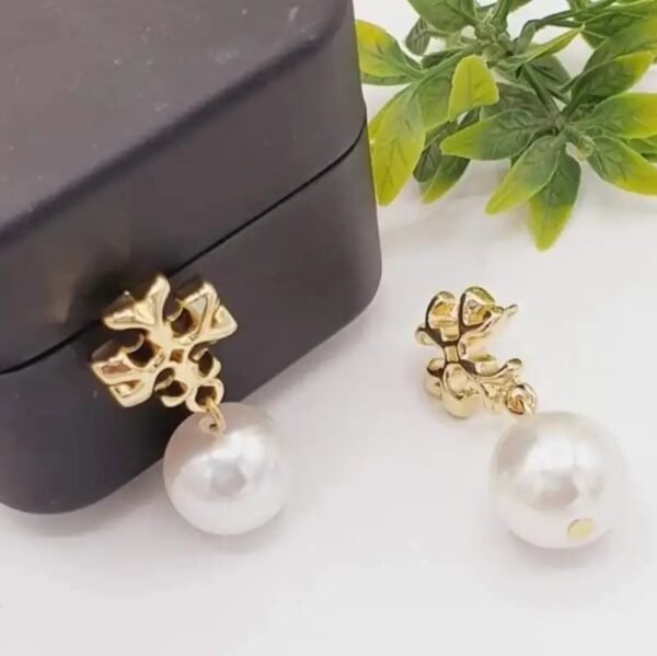 Elegant Pearl Drop Earrings